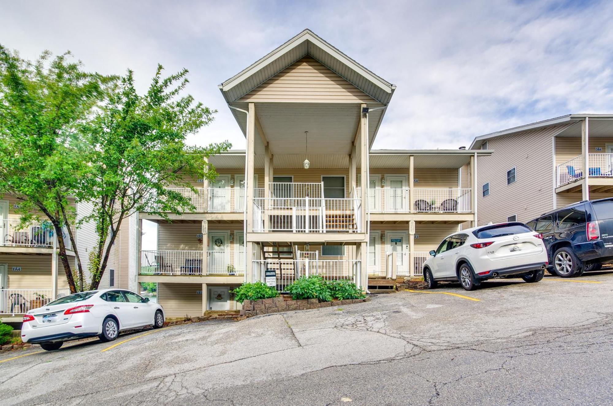 Cozy Lake Ozark Condo Rental With Grill, Pool Access Exterior foto
