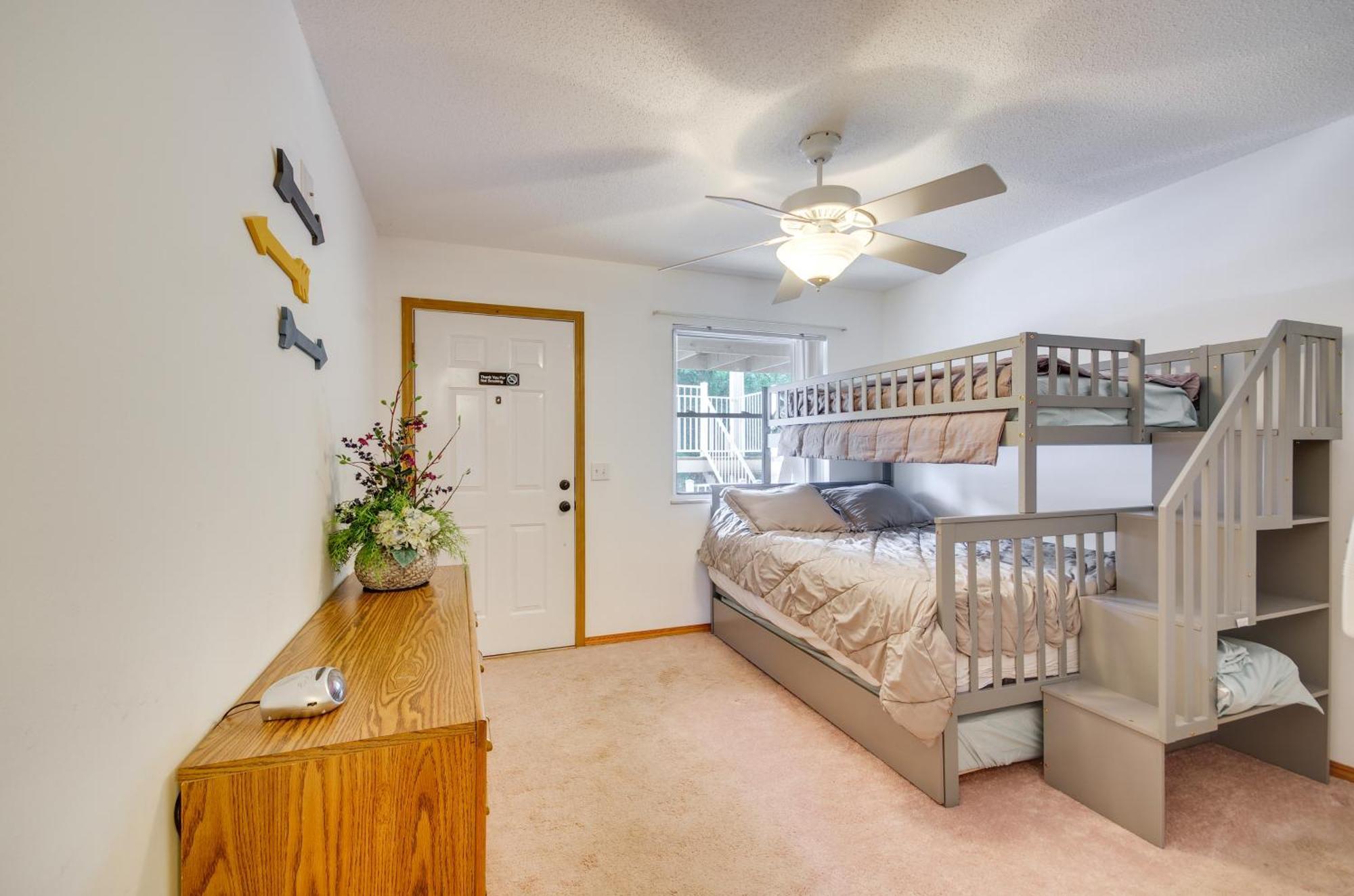Cozy Lake Ozark Condo Rental With Grill, Pool Access Exterior foto